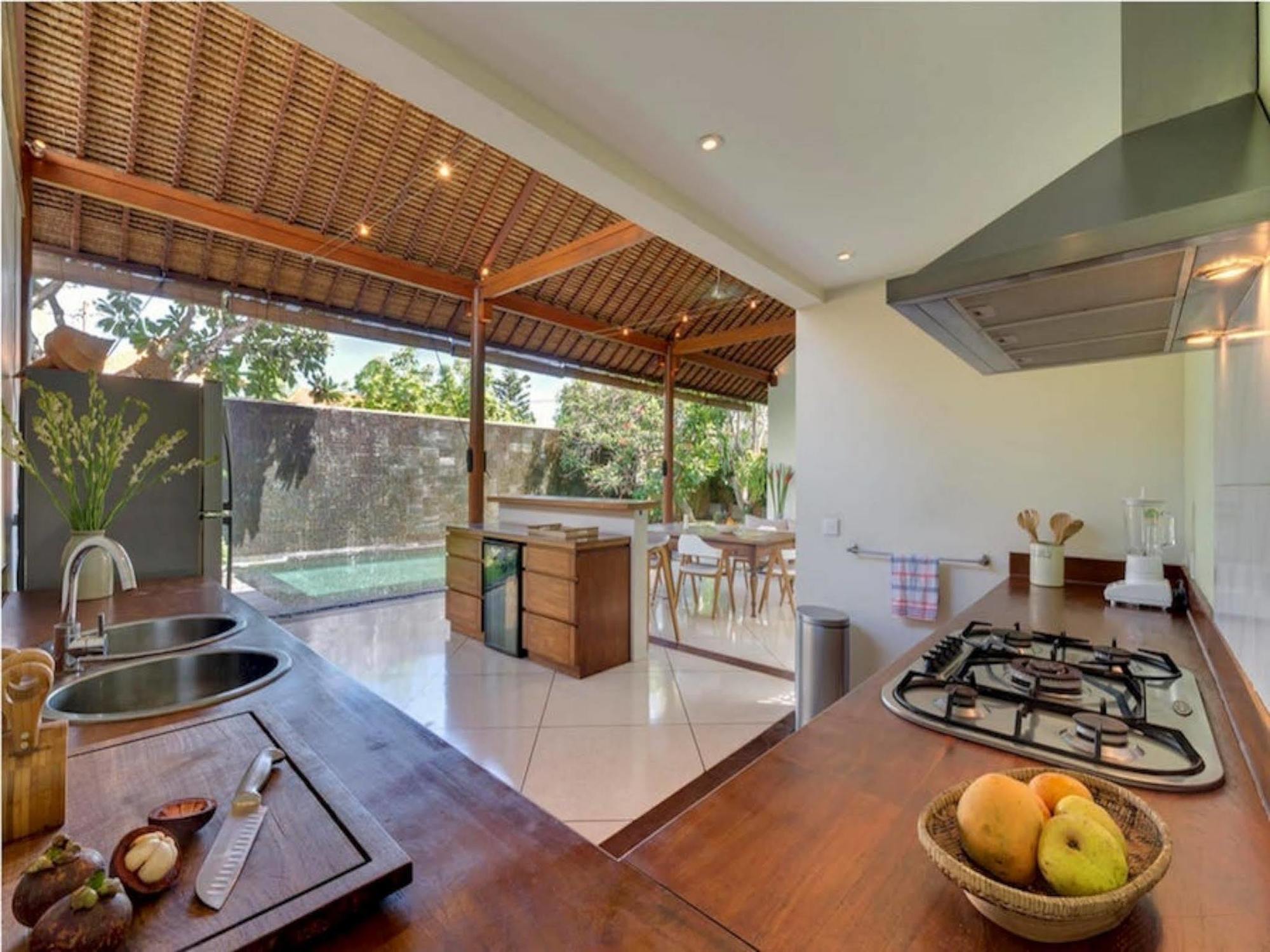 Villa Lumut 3 Bedrooms Central Seminyak Kültér fotó